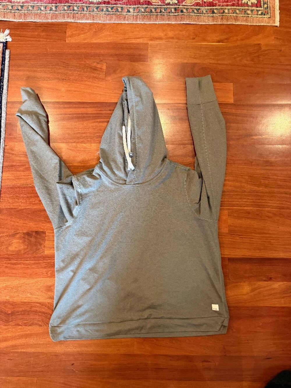 Vuori Essential Hoodie - XL - Green